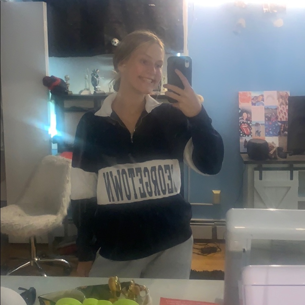 Georgetown zip up sweatshirt